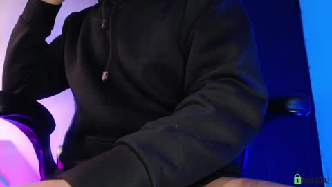 pato_lavida_ online show from April 13, 2026, 4:29 am