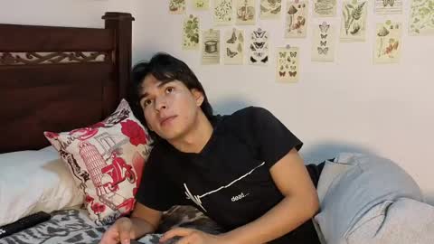 patri_ck_villa online show from May 23, 2026, 8:57 pm