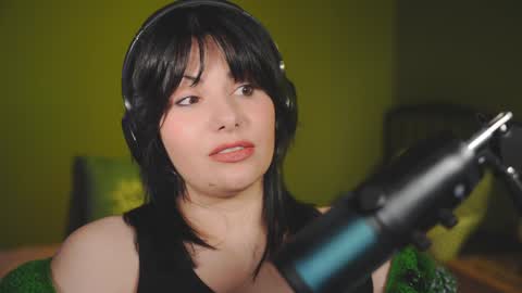 Snapshot of patricia_bennett chatting on January 1, 2025, 10:46 pm Patricia online show from January 1, 2025, 10:46 pm