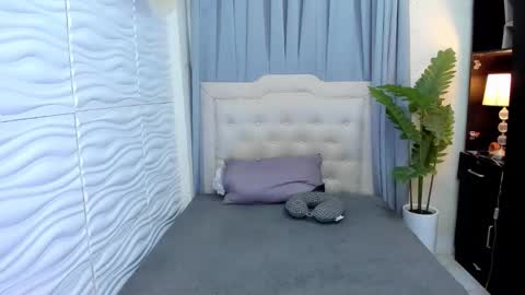 patricia_miller08 online show from September 22, 2025, 4:25 am
