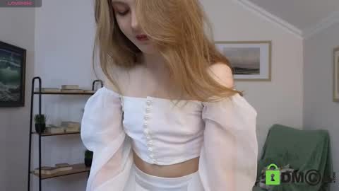 Vicki online show from November 14, 2025, 6:34 am