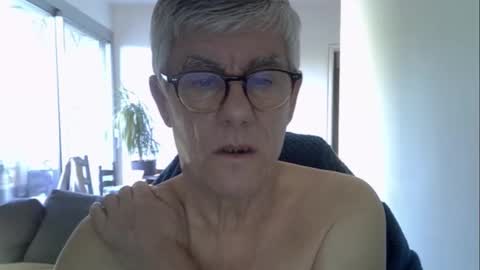patrick5275 online show from May 25, 2026, 5:24 am