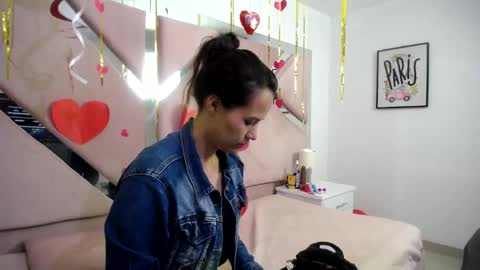 Snapshot of patrick_and_greeicy chatting on February 11, 2025, 2:46 am patrick_and_greeicy online show from February 11, 2025, 2:46 am