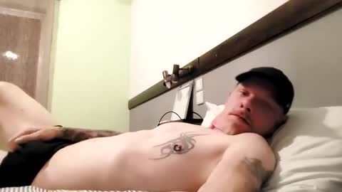 Charles Tremblay online show from November 16, 2025, 6:57 pm