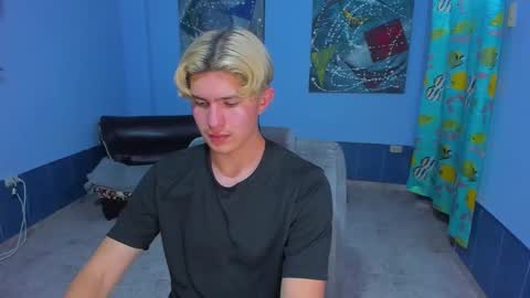 Snapshot of patrik027 chatting on November 15, 2025, 7:54 pm .... online show from November 15, 2025, 7:54 pm