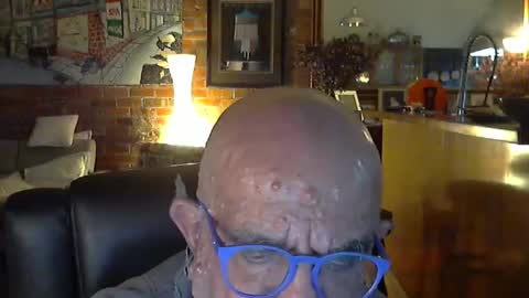 patvac online show from September 22, 2025, 2:08 pm