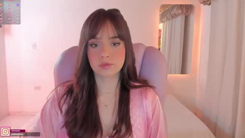 Sofa online show from February 27, 2025, 4:09 am