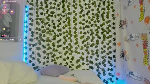 paulina online show from February 11, 2025, 2:35 am