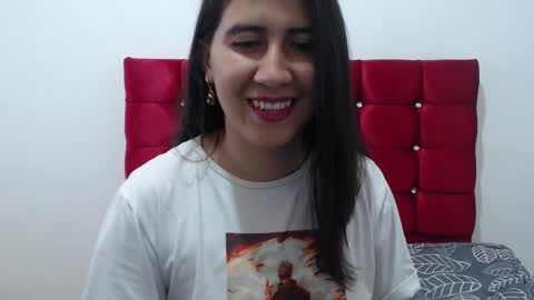 pau_gomez_0809 online show from December 15, 2024, 8:04 pm