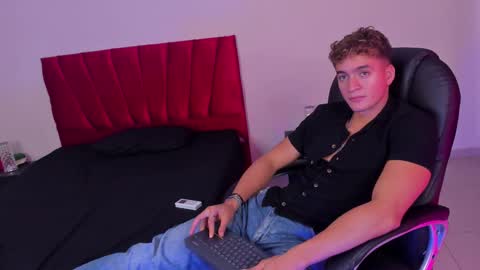 Paull George online show from November 29, 2025, 3:59 pm