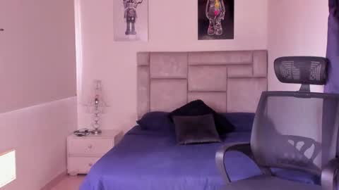 PAUL ROGER online show from March 18, 2026, 12:52 pm