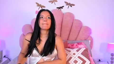 Paula   online show from January 9, 2026, 1:03 pm