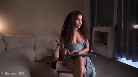 Snapshot of paulacora100 chatting on January 14, 2026, 8:25 pm Paula online show from January 14, 2026, 8:25 pm