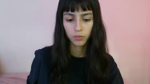 Snapshot of paulainblue chatting on January 31, 2025, 8:12 pm online show from January 31, 2025, 8:12 pm