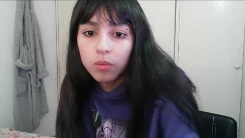 Snapshot of paulainblue chatting on September 22, 2025, 2:46 am online show from September 22, 2025, 2:46 am