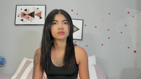 Pau online show from April 28, 2026, 12:32 pm