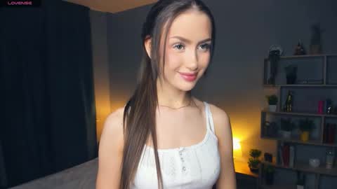 Eva online show from January 15, 2026, 7:06 pm