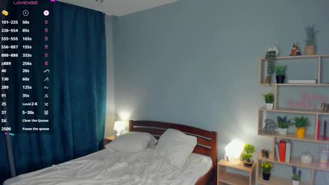 Snapshot of paulettelafevre chatting on February 18, 2026, 8:27 pm Eva online show from February 18, 2026, 8:27 pm