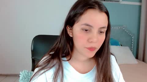 Paulina online show from November 5, 2025, 9:04 pm