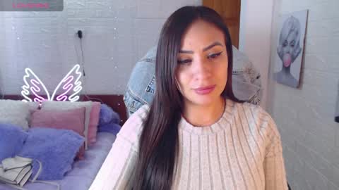 paulina online show from April 5, 2026, 5:32 pm