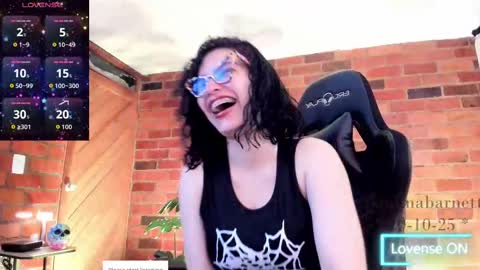 Paulina online show from October 20, 2025, 5:57 pm