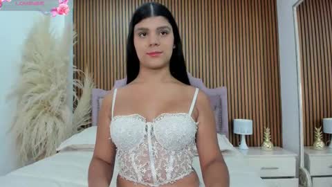 Paulina Belle online show from March 15, 2026, 10:38 pm