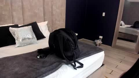 Paulina online show from March 13, 2026, 11:17 am