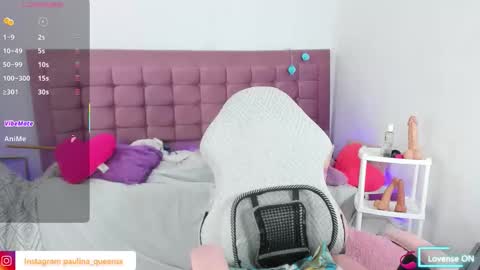 paulinaqueenss online show from October 4, 2025, 6:44 am