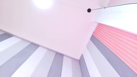 PaulinaSaennz online show from February 3, 2025, 4:10 pm