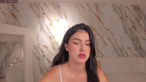 Paulina Santos  online show from October 4, 2025, 7:34 pm