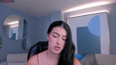 Paulina Santos  online show from October 14, 2025, 7:58 pm