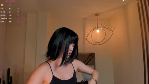 Paulina Santos  online show from March 9, 2026, 7:07 pm