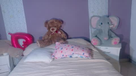 paulina online show from March 6, 2026, 5:53 pm