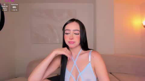 Snapshot of paulinesanz chatting on July 6, 2026, 8:22 pm Pauline Sanz online show from July 6, 2026, 8:22 pm