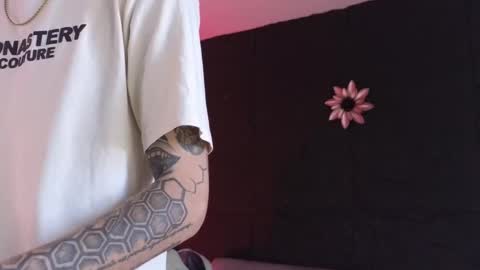 Paulo online show from February 25, 2026, 9:46 pm