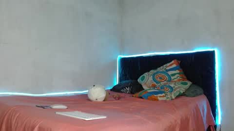 paulosex12 online show from October 21, 2025, 1:39 am