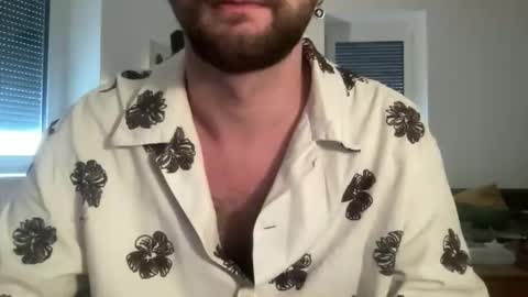 love bush online show from November 21, 2025, 11:53 am