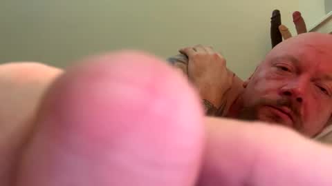 paulyb445 online show from December 4, 2025, 1:04 am