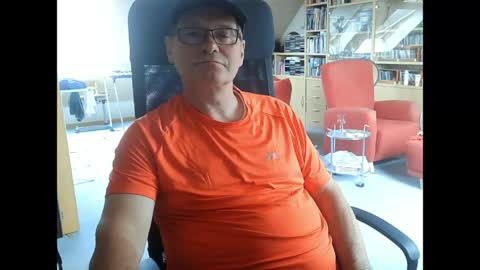 Pavlov aka Peter online show from June 8, 2026, 7:42 am