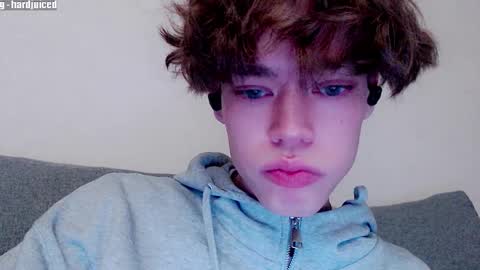 Snapshot of pawclaw chatting on February 4, 2026, 12:27 am pawclaw online show from February 4, 2026, 12:27 am