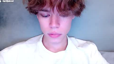 Snapshot of pawclaw chatting on February 25, 2026, 3:05 am pawclaw online show from February 25, 2026, 3:05 am