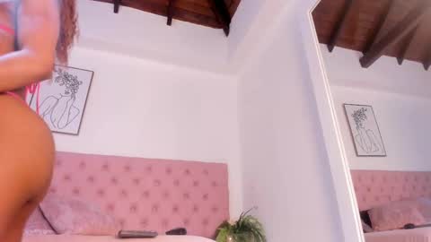 PaytonFerrara online show from September 19, 2025, 4:14 am