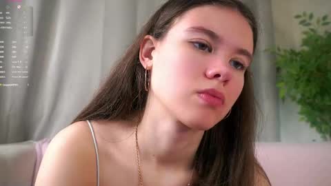 Beautiful Mila online show from May 12, 2026, 1:25 am