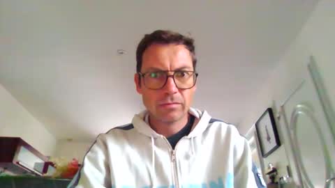 pchittt online show from October 27, 2025, 8:40 am