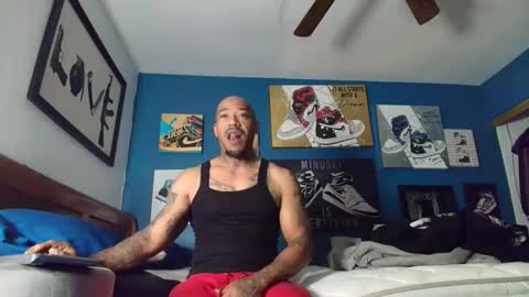 Phenomenal online show from November 19, 2025, 2:33 am