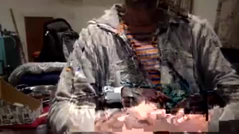 Snapshot of pea23 chatting on November 3, 2025, 6:42 pm pea23 online show from November 3, 2025, 6:42 pm