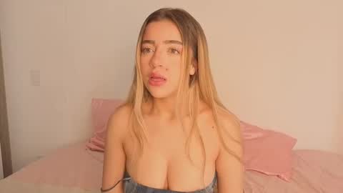 Ema online show from November 13, 2025, 6:07 pm