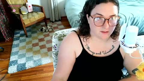 Peach Bandit online show from April 1, 2026, 3:09 pm