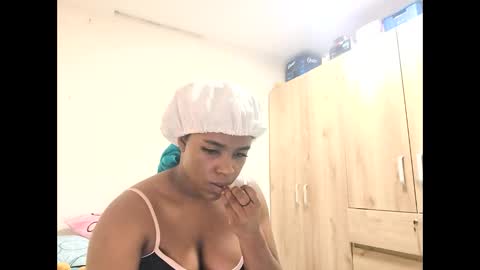 Briana online show from November 25, 2025, 2:22 am