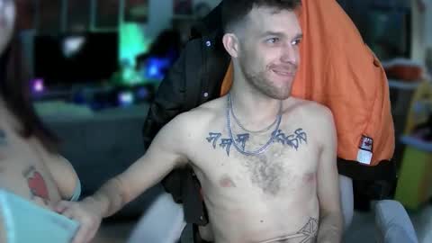 peachinakevic online show from November 17, 2025, 6:19 am